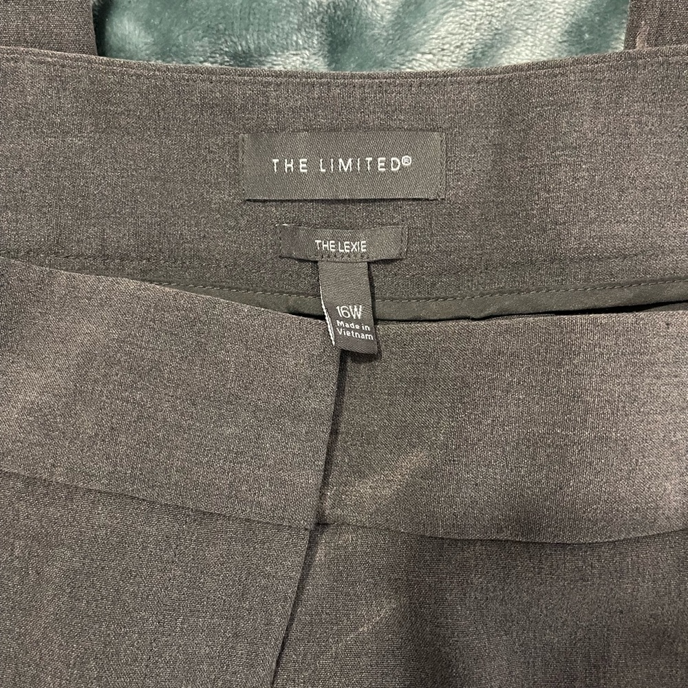 The Limited “Lexie” style gray dress pant size 16w